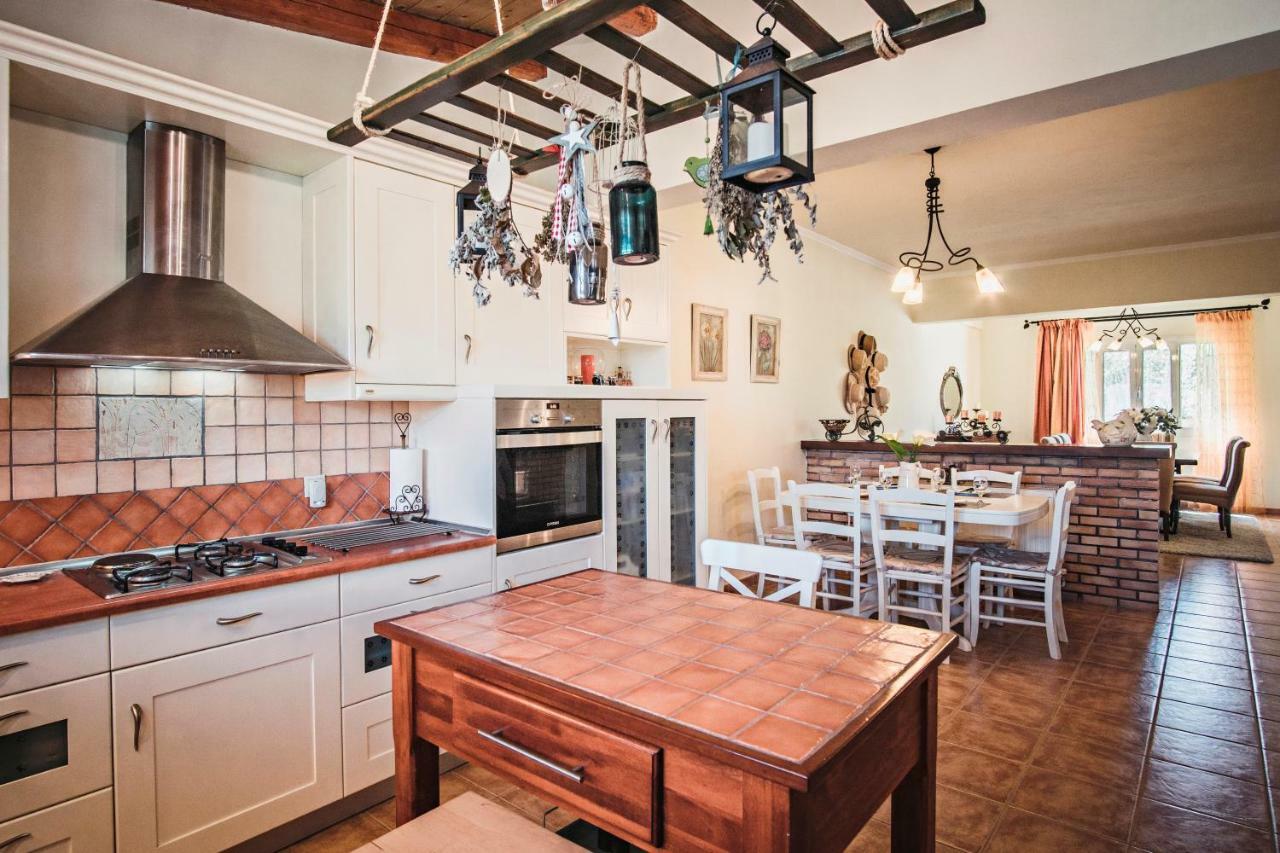 Birdsing Cottage Dassia  Zewnętrze zdjęcie