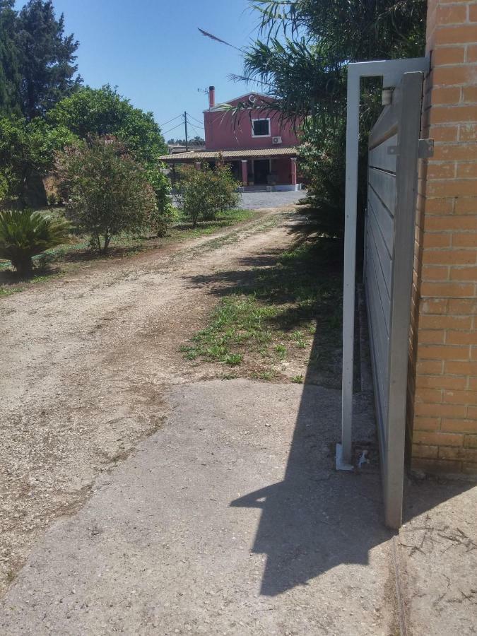 Birdsing Cottage Dassia  Zewnętrze zdjęcie